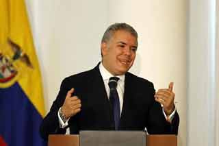 La disapprovazione del presidente colombiano continua ad aumentare