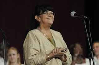 Il Ministro della Cultura di Cuba si è congratulato con la pedagoga musicale, Digna Guerra