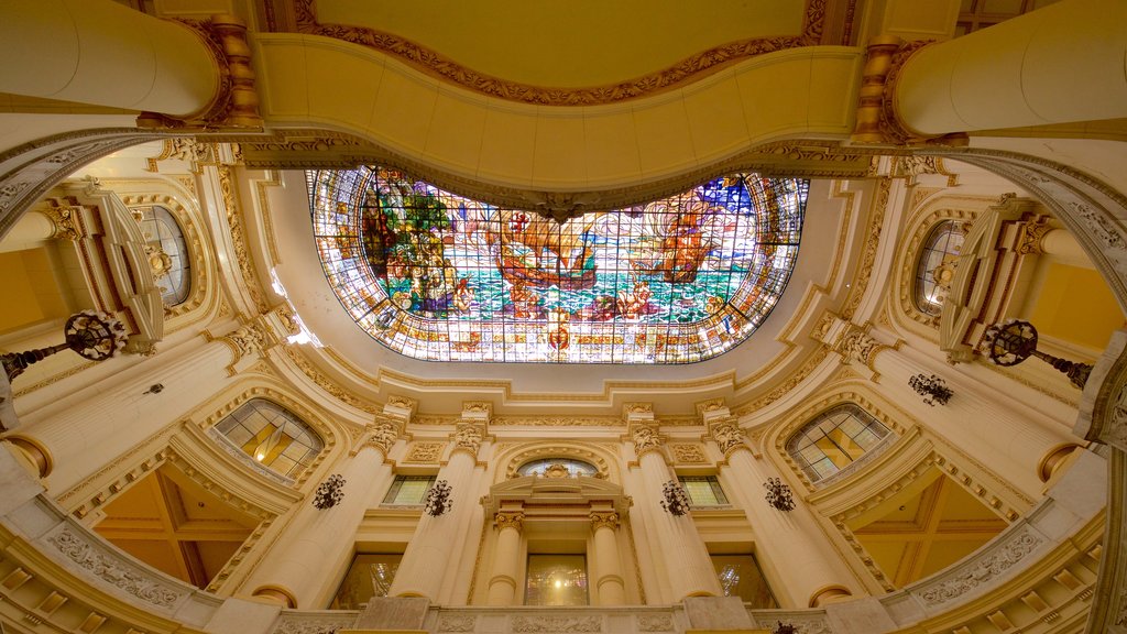 Interior Museo NAcional de Bellas Artes de Cuba