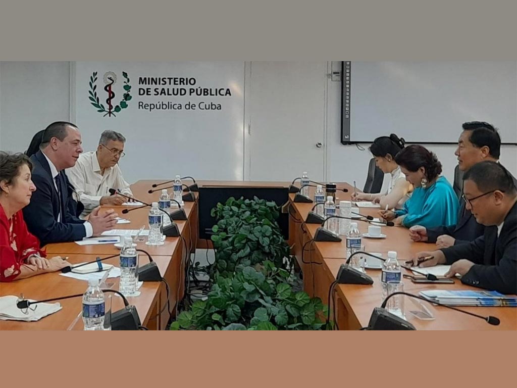 La cooperazione con Cina ha segnato la giornata di Cuba Salud 2025